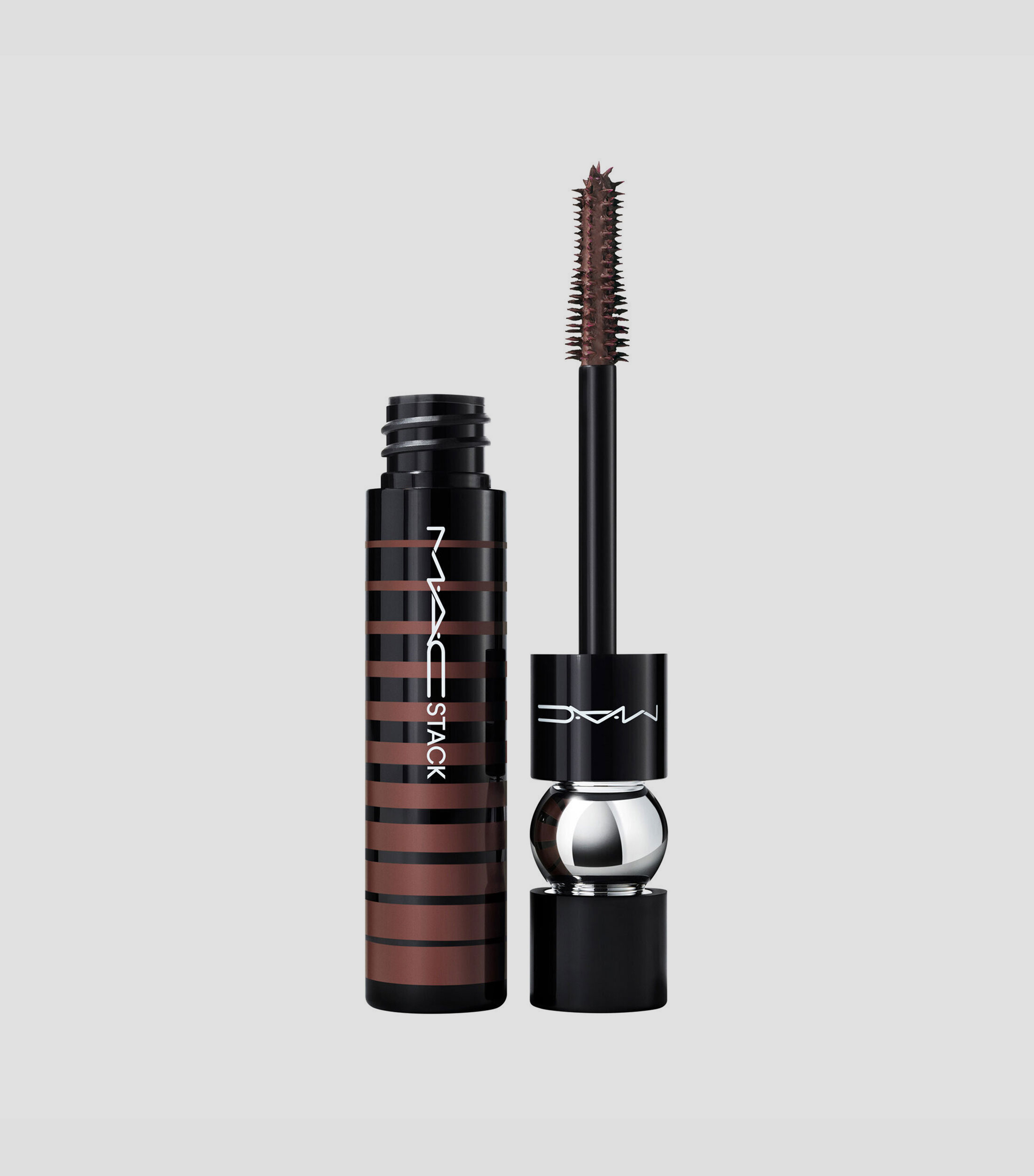 Mascara de pestanas M-A-CStack Chestnut Stack, 12 ml